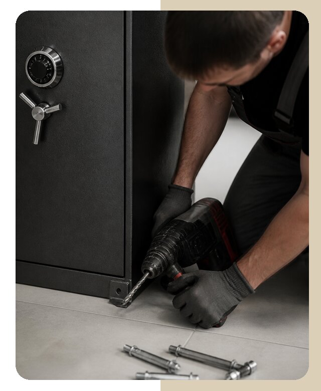 Усиление крепления сейфа в Находке по цене от 4642 р. | Дверной